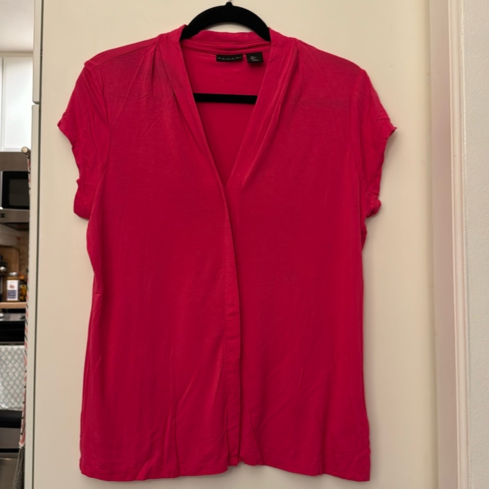 Tahari top